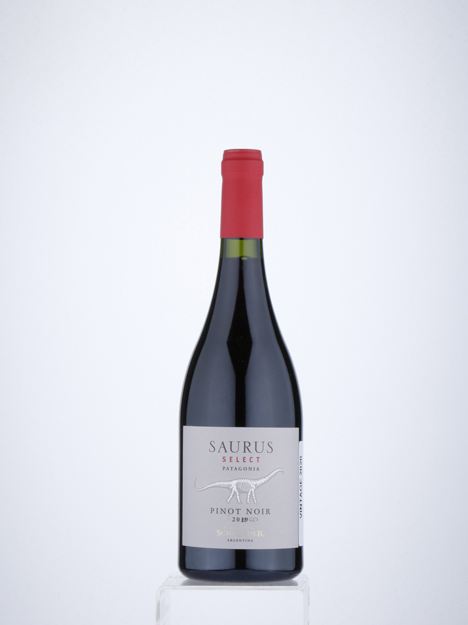 Saurus deals pinot noir