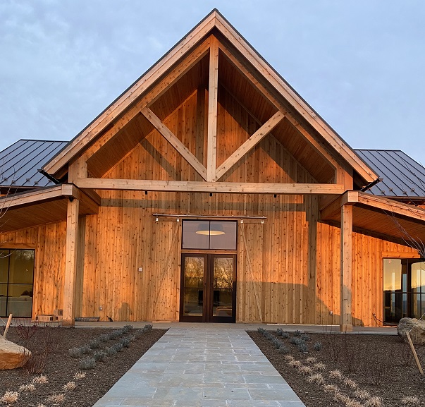 CrimsonLaneTastingRoomEntrance